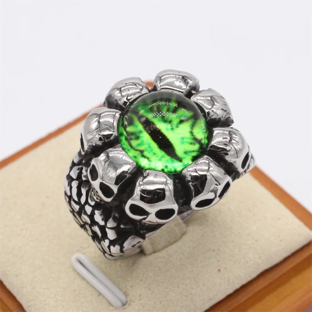 Custom Design Titanium Steel Green/ Blue/ Red Eye Stone Skull Mens Ring Stainless Steel Jewelry for Men Fashion Rings