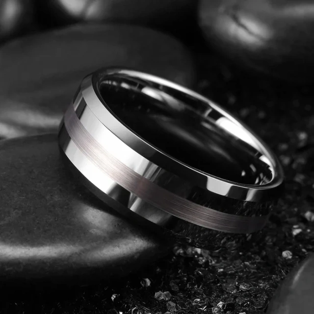 Wholesale 8mm Polished Beveled Edge Center Brushed Silver Tungsten Ring for Men Women Engagement Wedding Band