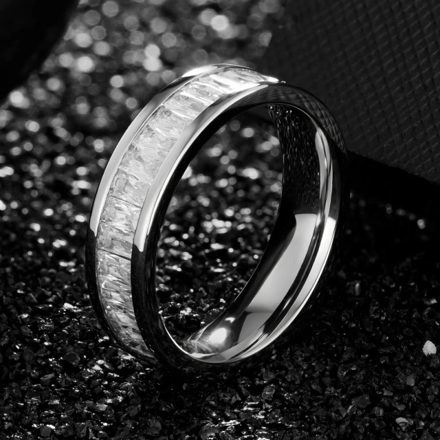 Manufacturer Custom Zircon Crystal Inlay 8mm Stainless Steel Fashion Cubic Zirconia Rings