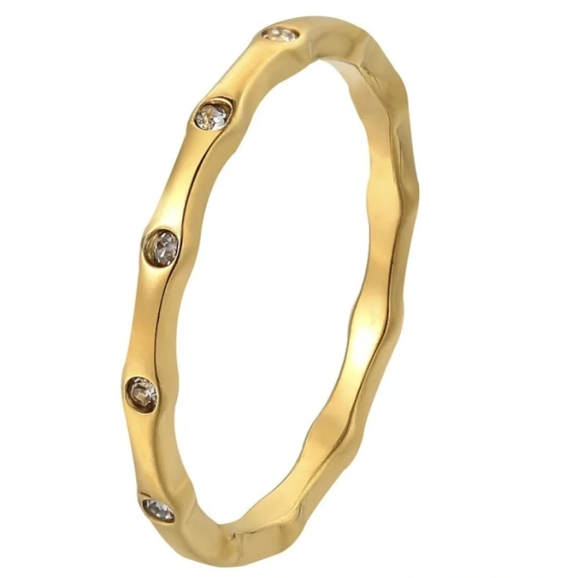 Hot Selling 18K Gold Rose Gold Plated Stainless Steel Rings Zircon Inlay Finger Rings Women Gold Wedding Ring