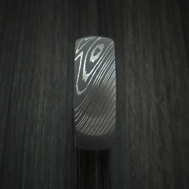 Ouyuan Factory Sell Men Ring 8MM Special Pattern With KOA Wood Damascus Steel Rings Wedding Bands for Men