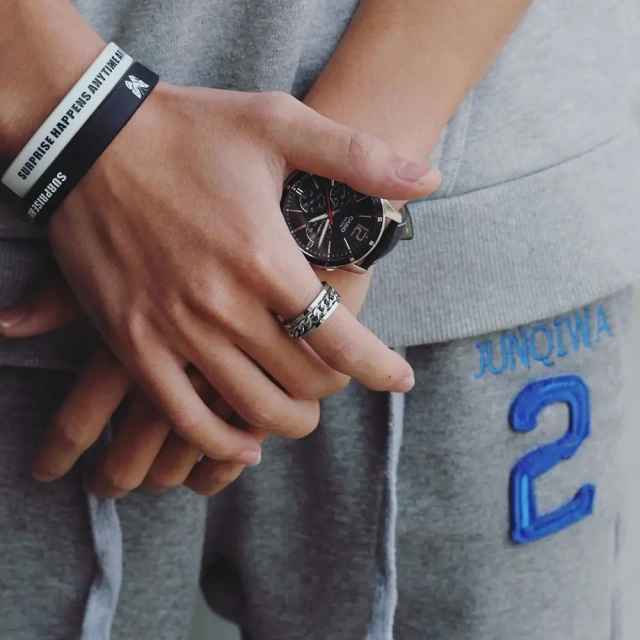 Wholesale European and American Hot Selling Rings Men's and Women's Titanium Steel Rings Minimalist Jewelry