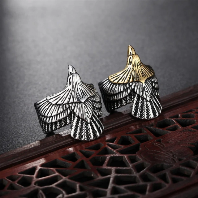 Stock Trendy Titanium Steel Ring Chunky Punk Rocker Eagle Ring for Women Men