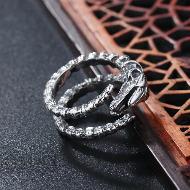 Fashion Gothic Punk Antique Stainless Steel Dragon Eagle Claw Finger Ring Retro Fashion Men's Rings