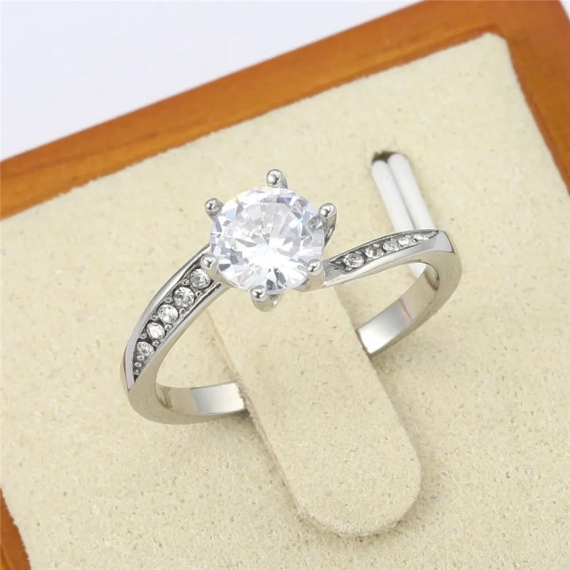 Factory Fashion Rings 18K Gold Plated Silver Zircon Rings Stainless Steel Jewelry for Women Wedding Engagement Bands