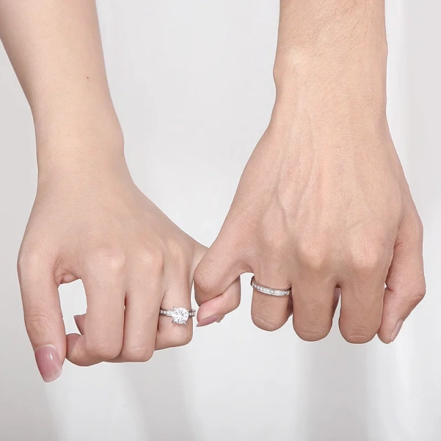 Fashion Stainless Steel Engagement Ring Fashion Jewelry Couple Wedding Rings Gold 18k Weeding Ring for Men or Women Couple