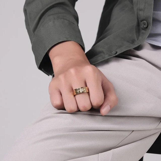 Lowest Price Luxury Gold Silver Zircon Stone Women Men Band Rings 8mm Wedding Ring Stainless Steel Jewelry Rings