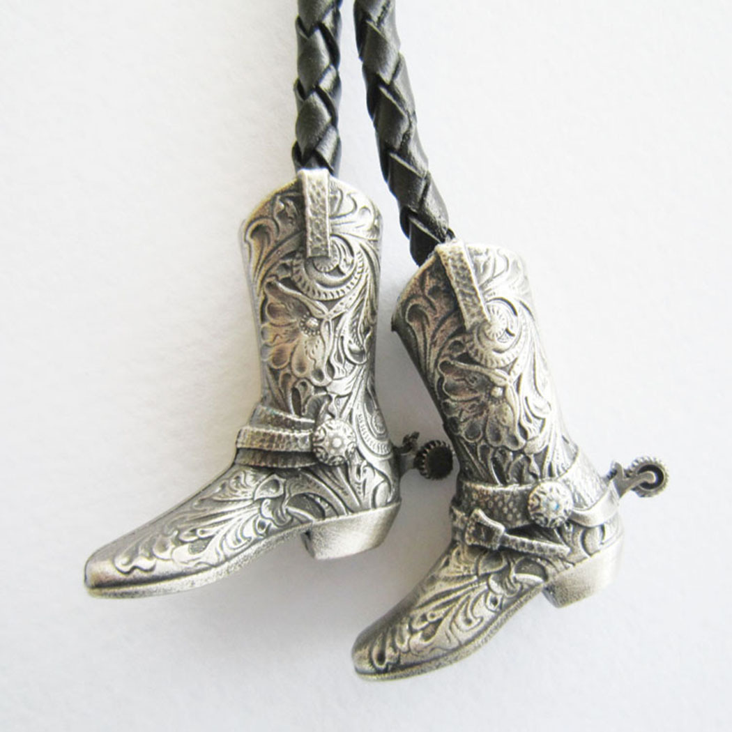 Vintage Silver Saddle Horseshoe Cowboy Cowgirl Bolo Tie BOLOTIE-006