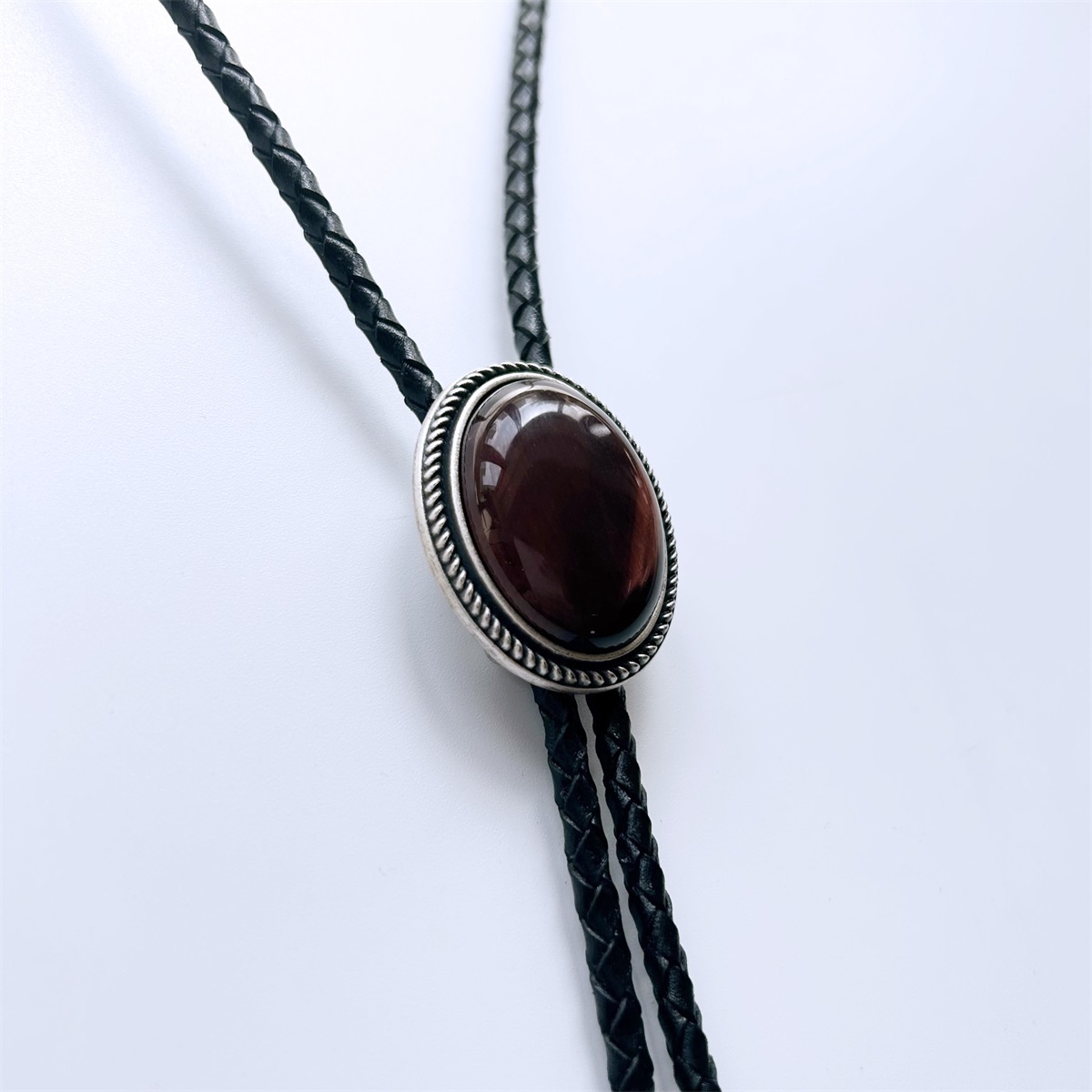 Vintage Silver Western Wildlife Red Tiger Eye Stone Oval Bolo Tie BOLOTIE-024SL