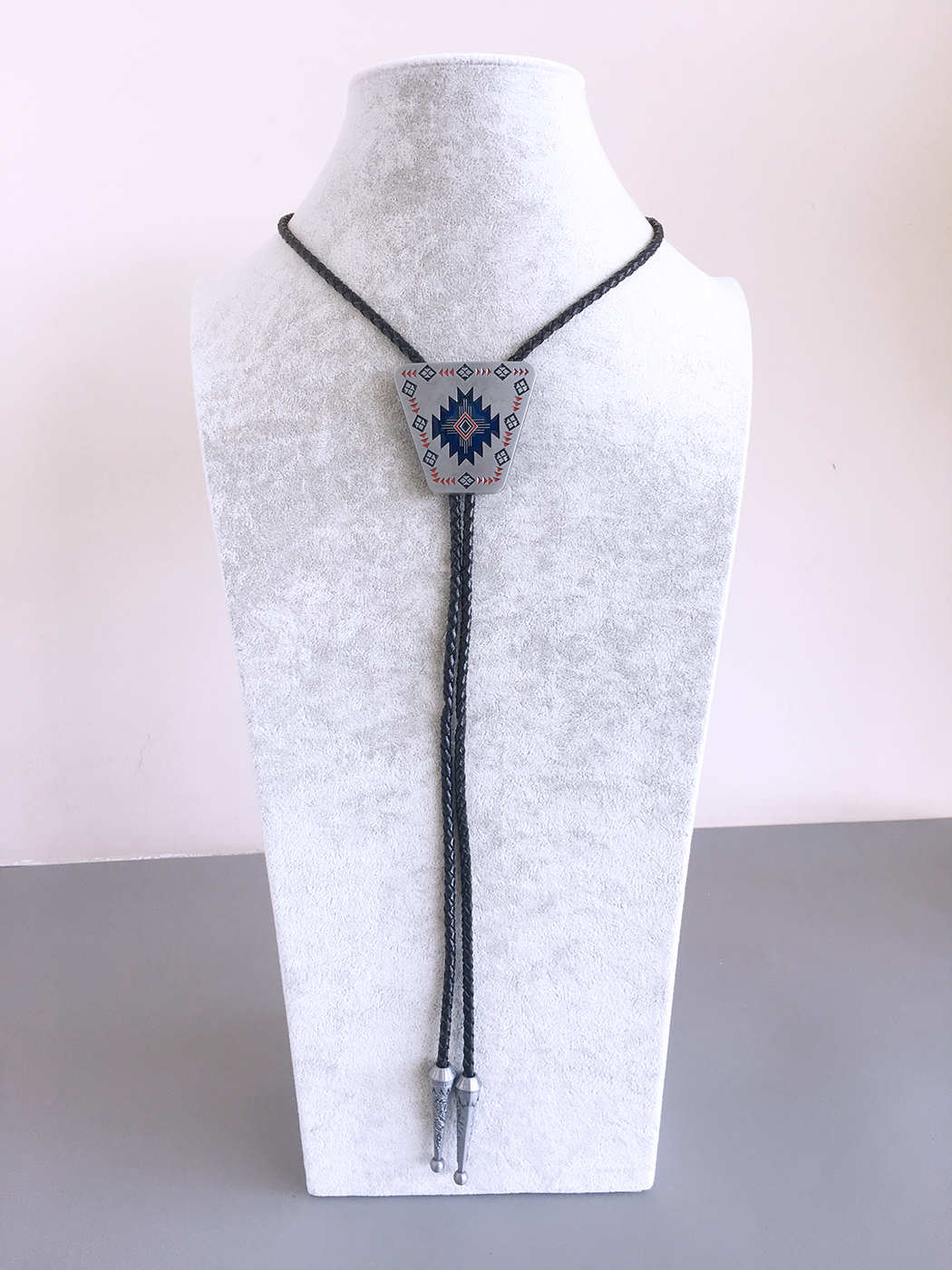 Antique Silver Enamel Western Southwest Totem Bolo Tie BOLOTIE-003