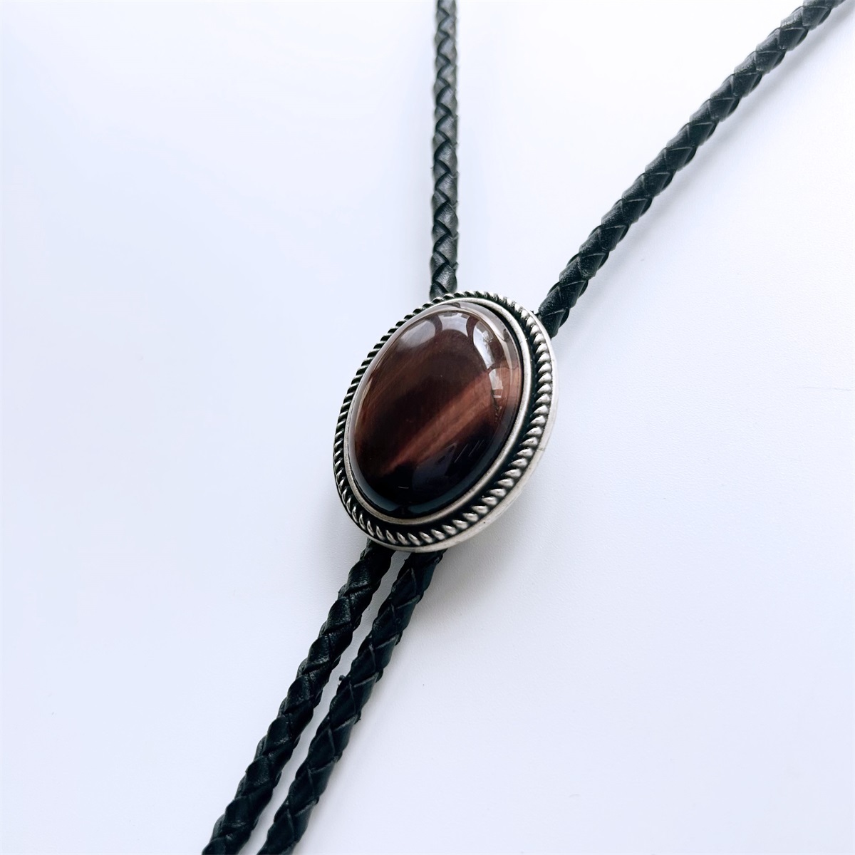 Vintage Silver Western Wildlife Red Tiger Eye Stone Oval Bolo Tie BOLOTIE-024SL