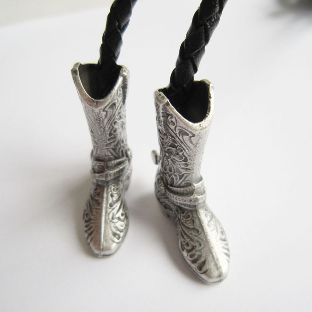 Vintage Silver Saddle Horseshoe Cowboy Cowgirl Bolo Tie BOLOTIE-006