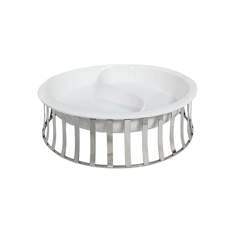 Round dessert stand