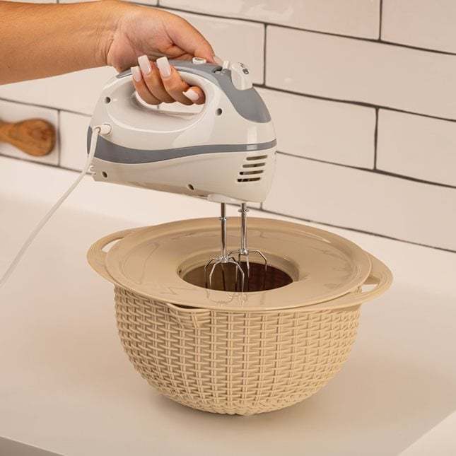 4 in 1 Strainer with mixing bowl and grater 4 L