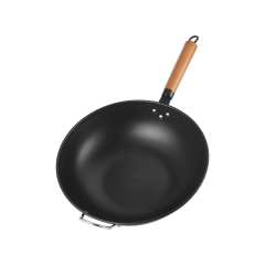 Metal flat-bottomed hammer-textured iron pot with wooden handle