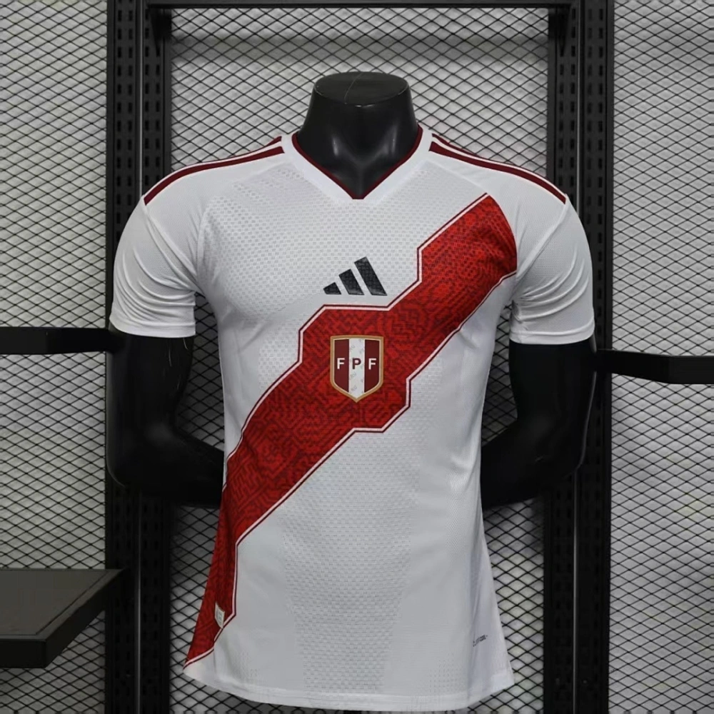 Player 2025-26 Peru Home Football Jersey