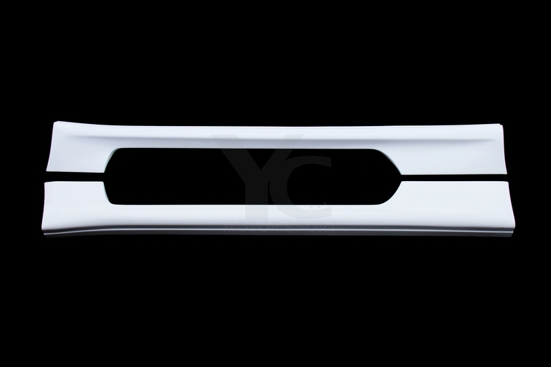 1999-2000 Nissan Skyline R34 GTT 2D GTR GTR-Style Side Skirt