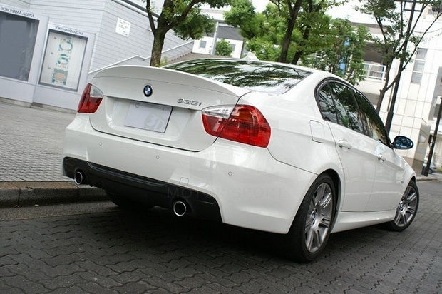 2006-2008 BMW E90 CSL Style Rear Trunk
