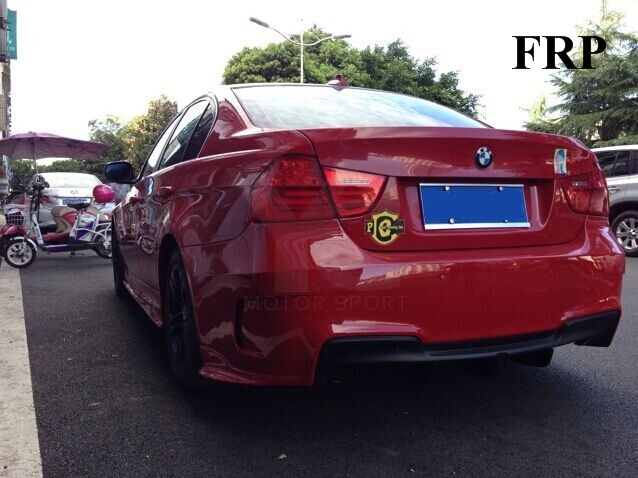 2009-2011 BMW E90 LCI 3 Seris 1M Style Rear Bumper with Diffuser