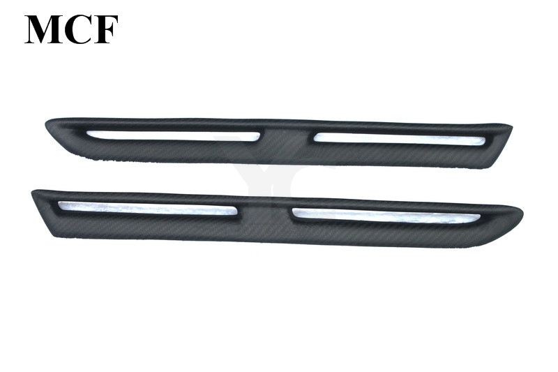 2008-2015 Nissan R35 GTR CBA OE Front Fender Vents