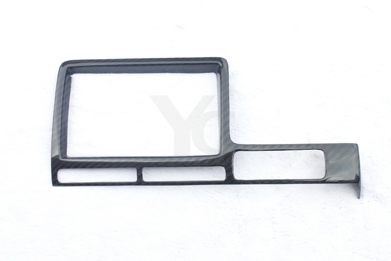 2008-2010 Nissan R35 GTR CBA RHD RSW Style Monitor Cove