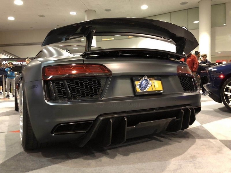 2017-2018 R8 VRS AERO Style Rear Diffuser