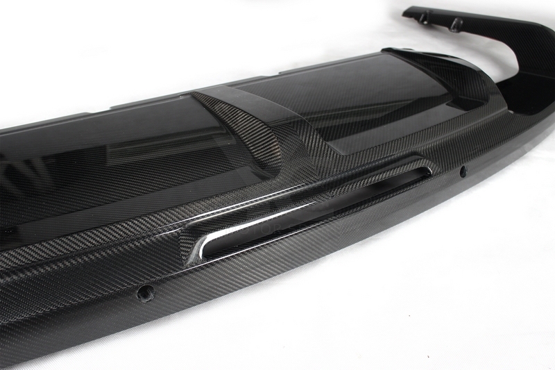 2015-2018 Bentley Bentayga Mulliner Carbon Package Style Rear Diffuser