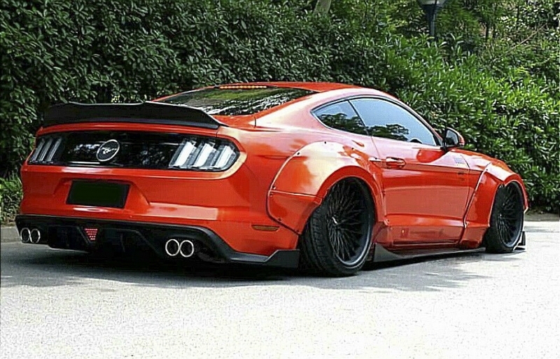 2015-2017 Ford Mustang Robot Design Style Wide Body Kit Include Front Lip Fender Flare Side Skirt Underboard  Rear Lip  Rear Wing