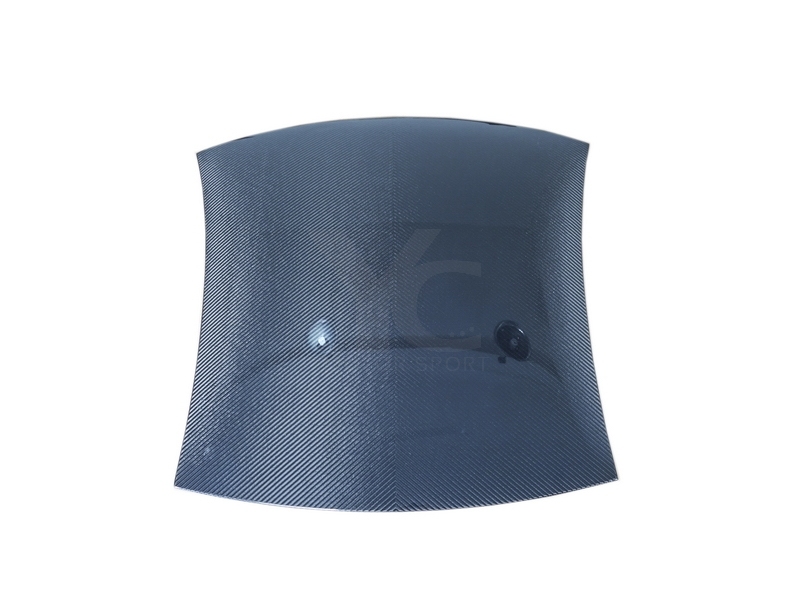 V Pattern Carbon Fiber 2010-2012 BMW 1M Coupe RZ 1M Raze Style Roof Cover