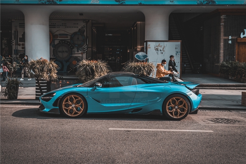 2018-2020 McLaren 720S Coupe & Spider VRS SVT Edition Style Side Skirt Blade