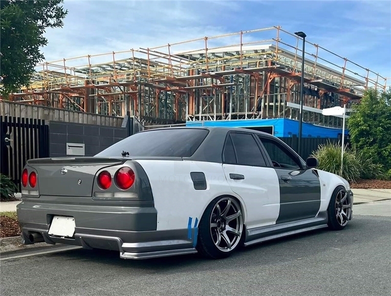 1999-2002 Nissan Skyline R34 GTT 4D Rear Fender Flare Fiber Glass