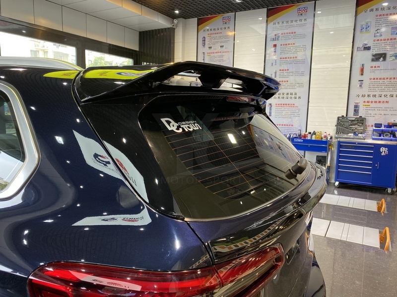 2019-2022 BMW G05 X5 MS Black Knight Style Roof Wing Carbon Fiber