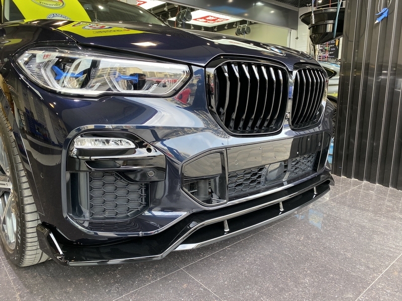 2019-2022 BMW G05 X5 MS Black Knight Style Body Kit Front Lip Side Skirts Rear Diffuser Roof Rear Wing Carbon Fiber
