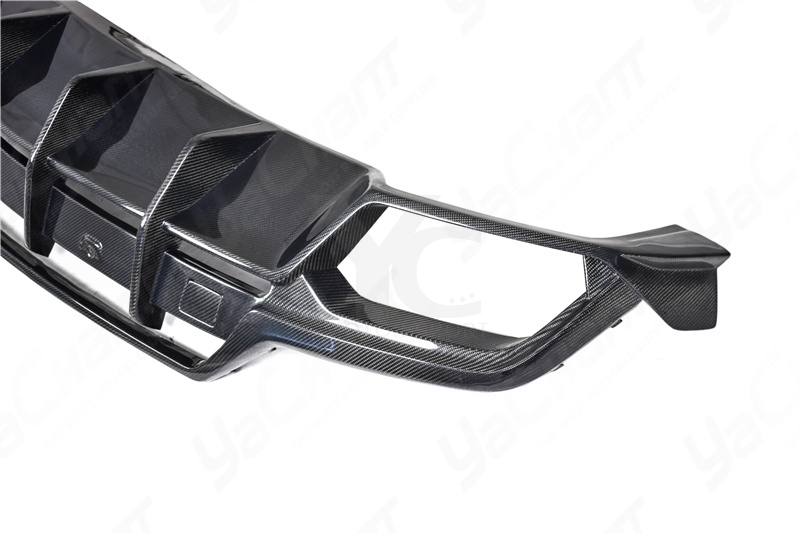 Carbon Fiber 2018-2022 Lamborghini URUS TPC Style Rear Diffuser