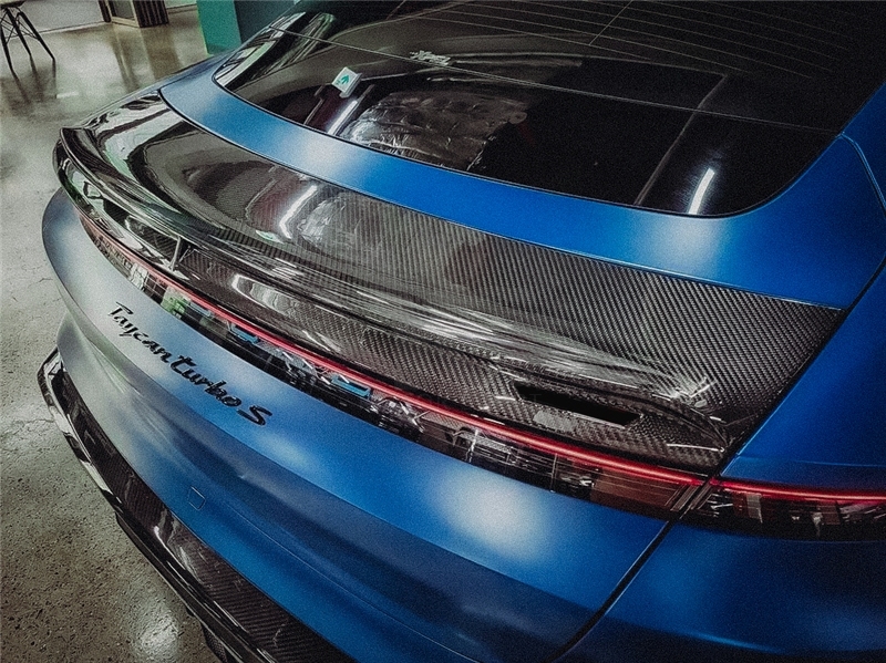 Carbon Fiber CF MS Style Bodykit Front Lip Side Skirt Rear Diffuser Rear Trunk Spoiler Fit For 2019-2022 Porsche Taycan J1 4/4S