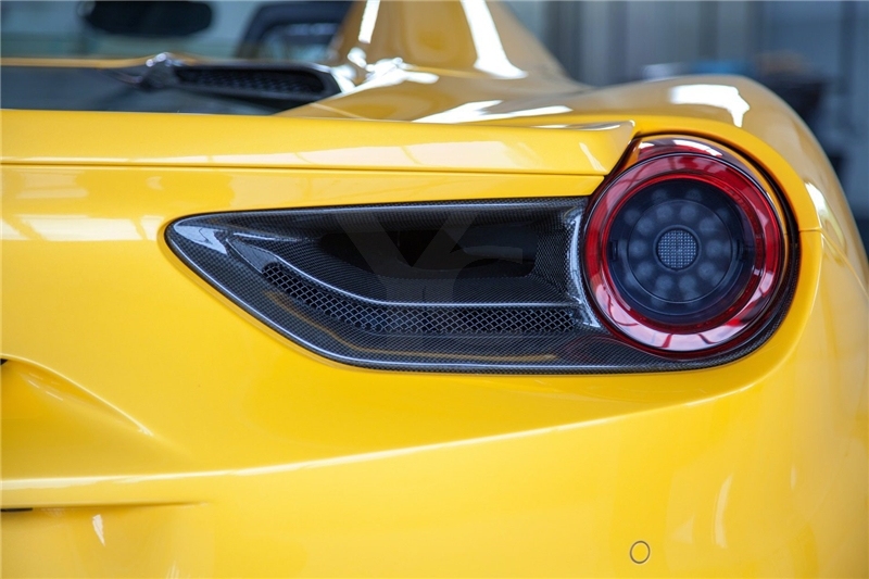 Dry Carbon Fiber DCF 2015-2019 Ferrari F488 GTB & Spider CPS Style Rear Lamp Duct Replacement