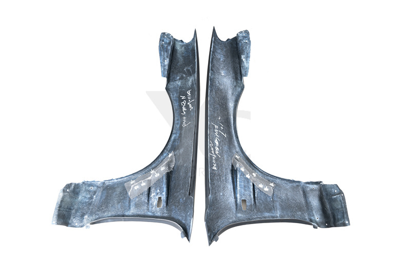 1999-2002 Nissan Skyline R34 GTR BN-Sports Style Front Fender