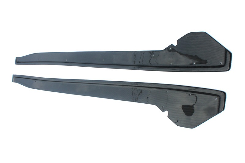  Nissan R35 GTR Side Skirt and Side Skirt Underboard 