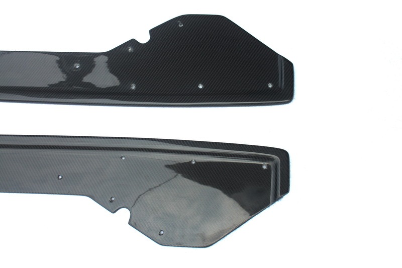  Nissan R35 GTR Side Skirt and Side Skirt Underboard 