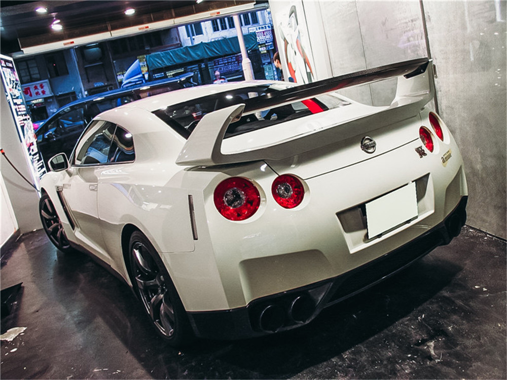 2015 Nissan R35 GTR  AMUSE Style Carbon Fiber GT Wing