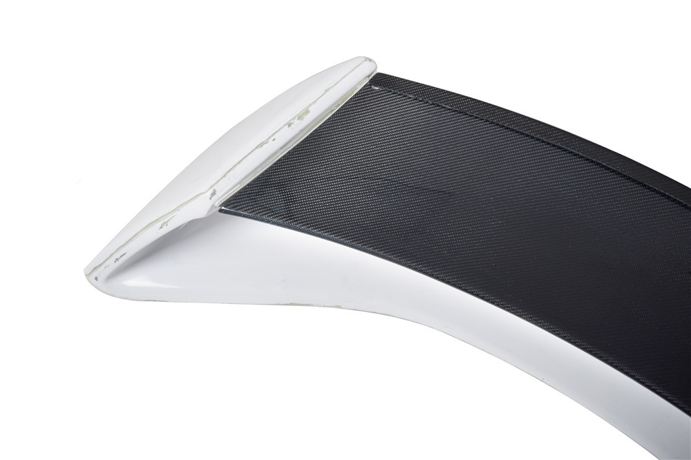 2015 Nissan R35 GTR  AMUSE Style Carbon Fiber GT Wing
