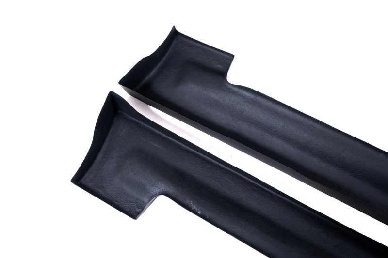 Nissan Skyline R33 JUN Style Fiberglass Side Skirts