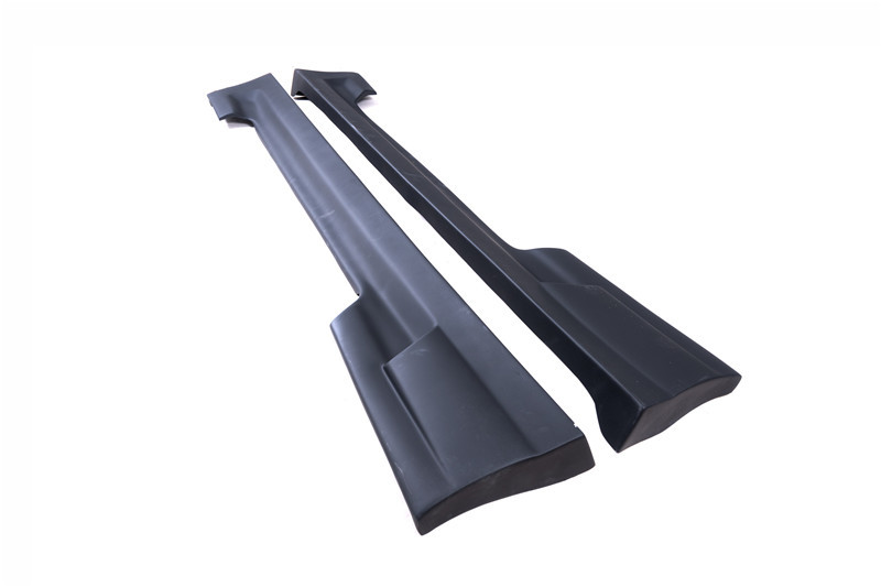 Nissan Skyline R33 JUN Style Fiberglass Side Skirts