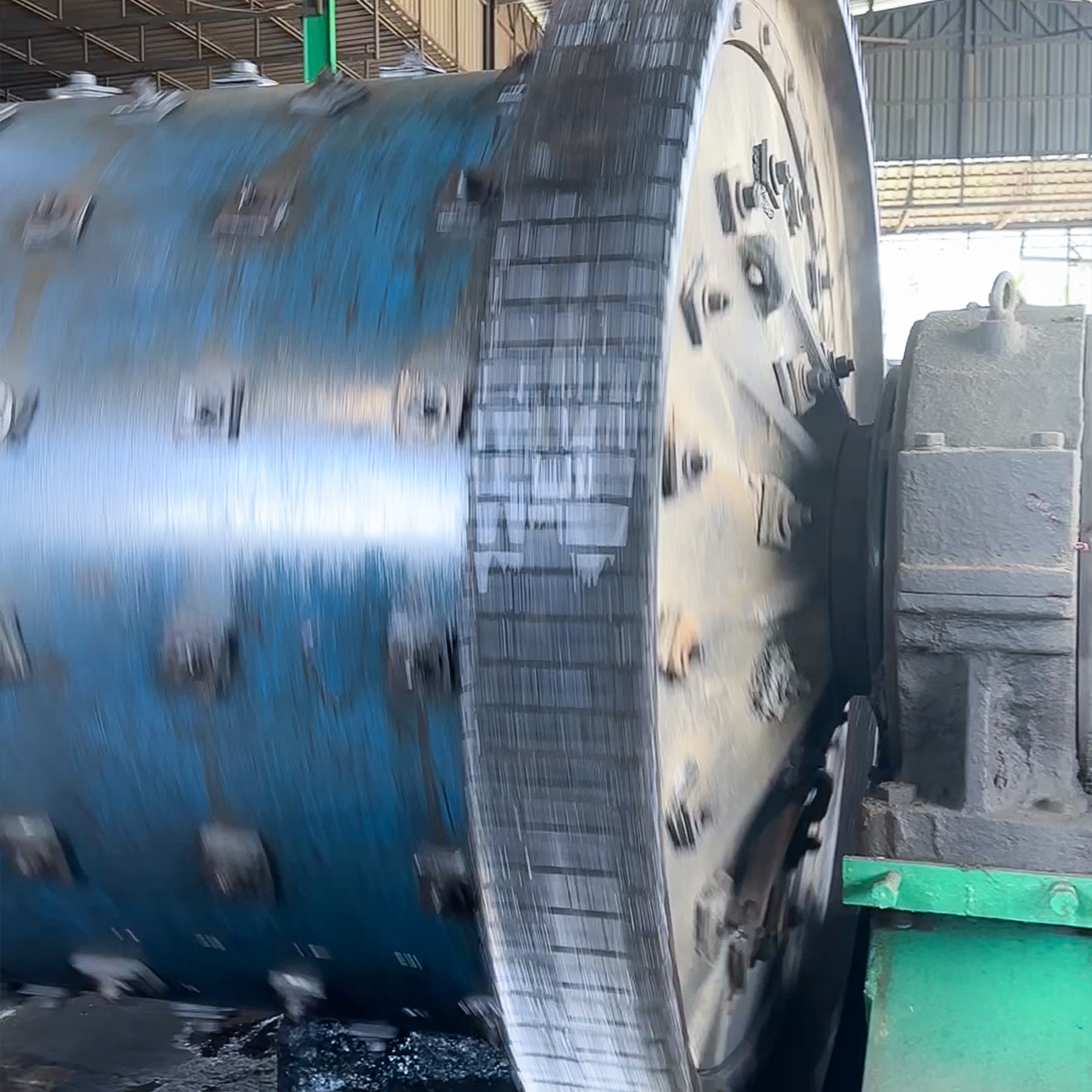 Ball mill