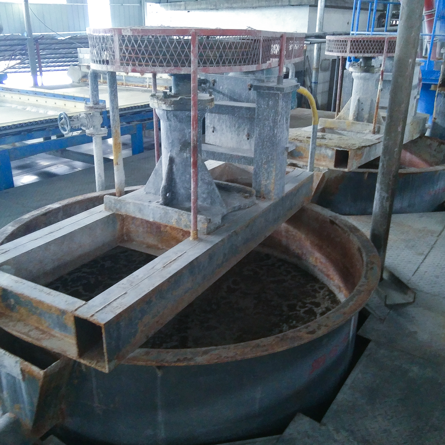 Ordinary mixing tank