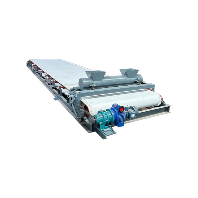 Tailings recovery blanket machine