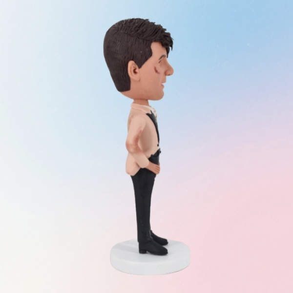 Affordable Custom Bobble Head For Wedding Cake