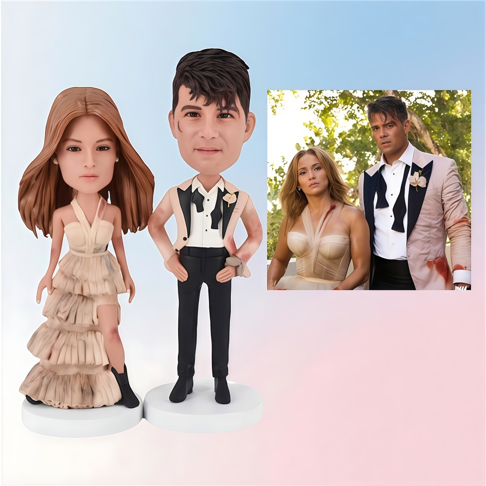 Affordable Custom Bobble Head For Wedding Cake