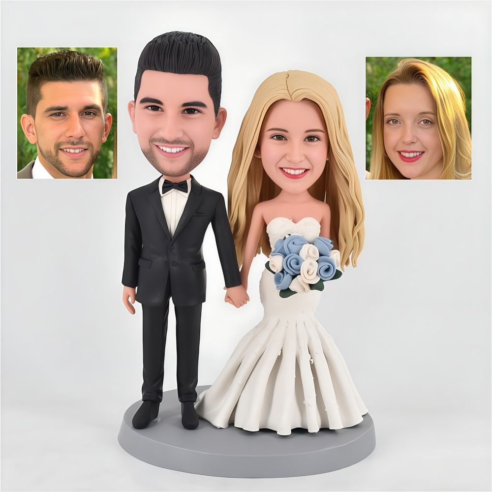 Custom The bridegroom and the bride held hands.Wedding Bobbleheads, Couple Custom Figure Bobblehead  Bride And Groom Cake Topper Wedding anniversary