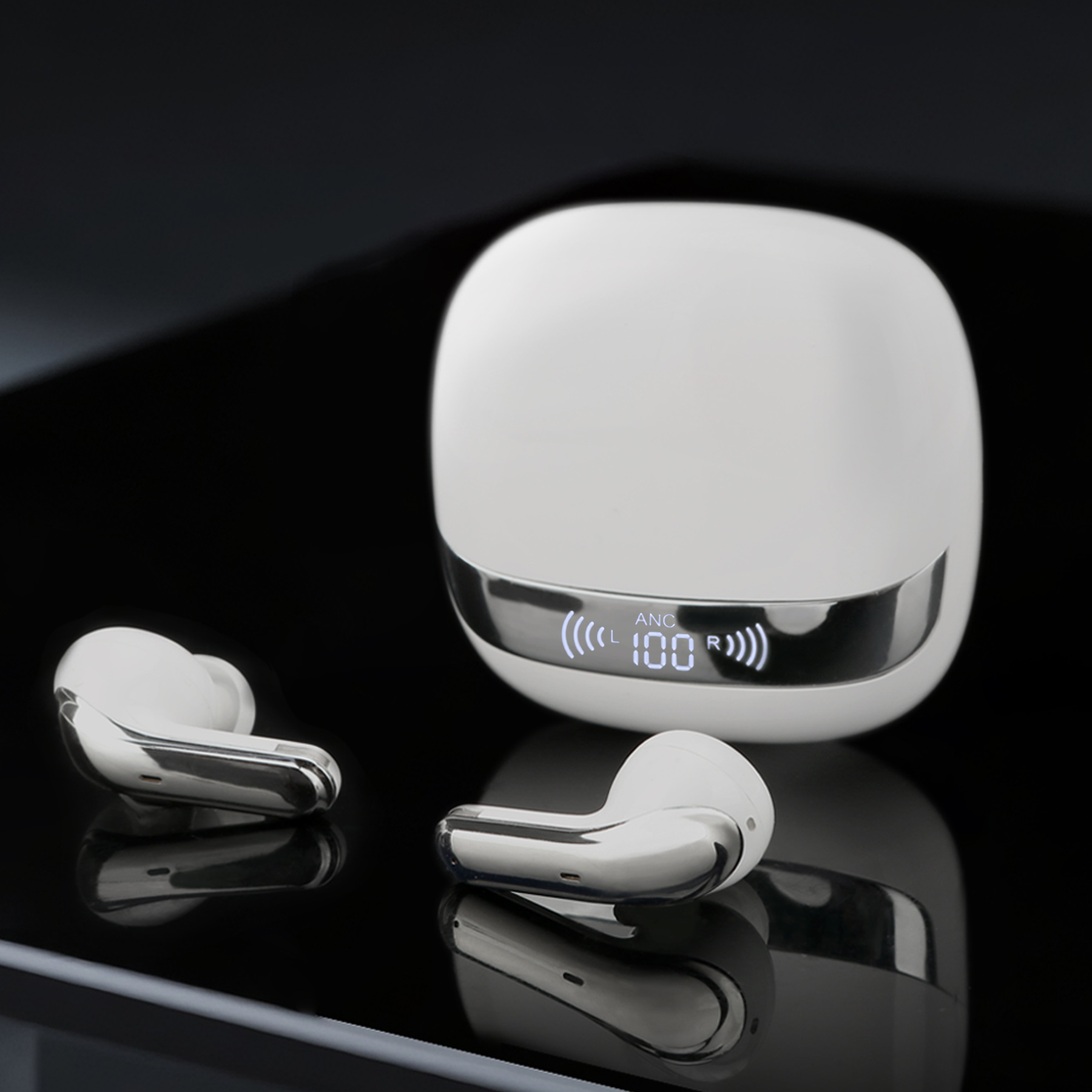 Intelligent Bilingual TWS Earphones